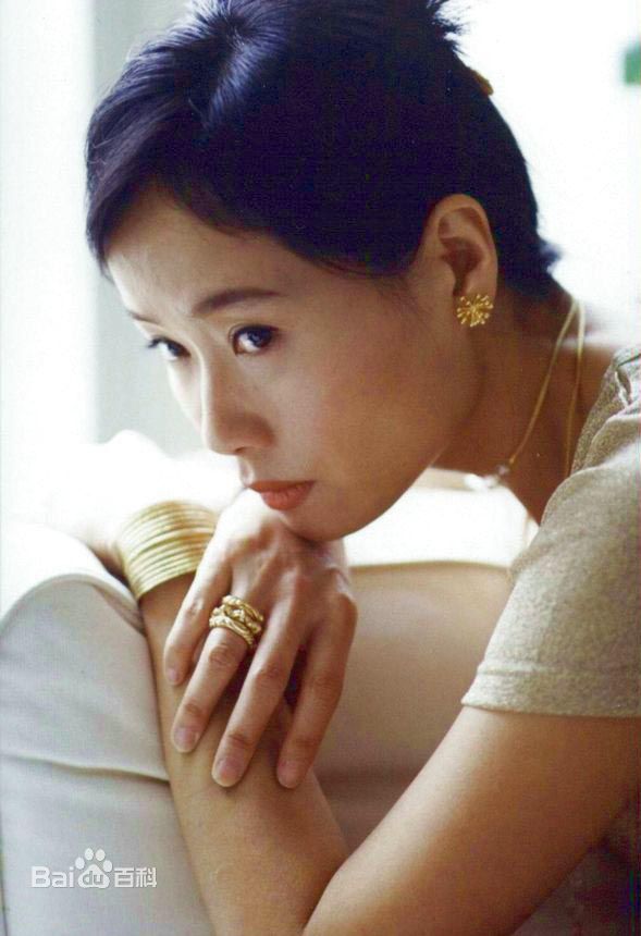 最新叶童(Cecilia Yip)精彩图册