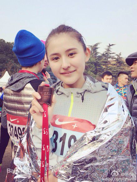 热依扎(Rayza)爱运动的生活照相册