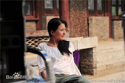 热依扎(Rayza)生活照壁纸壁纸