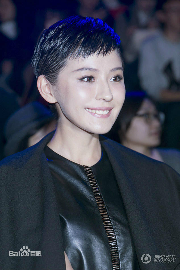 热依扎(Rayza)活动现场照素颜照相册