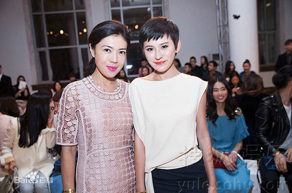 热依扎(Rayza)活动现场照素颜照相册