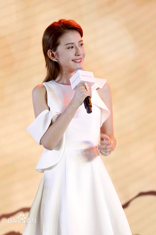 热依扎(Rayza)活动现场照素颜照相册