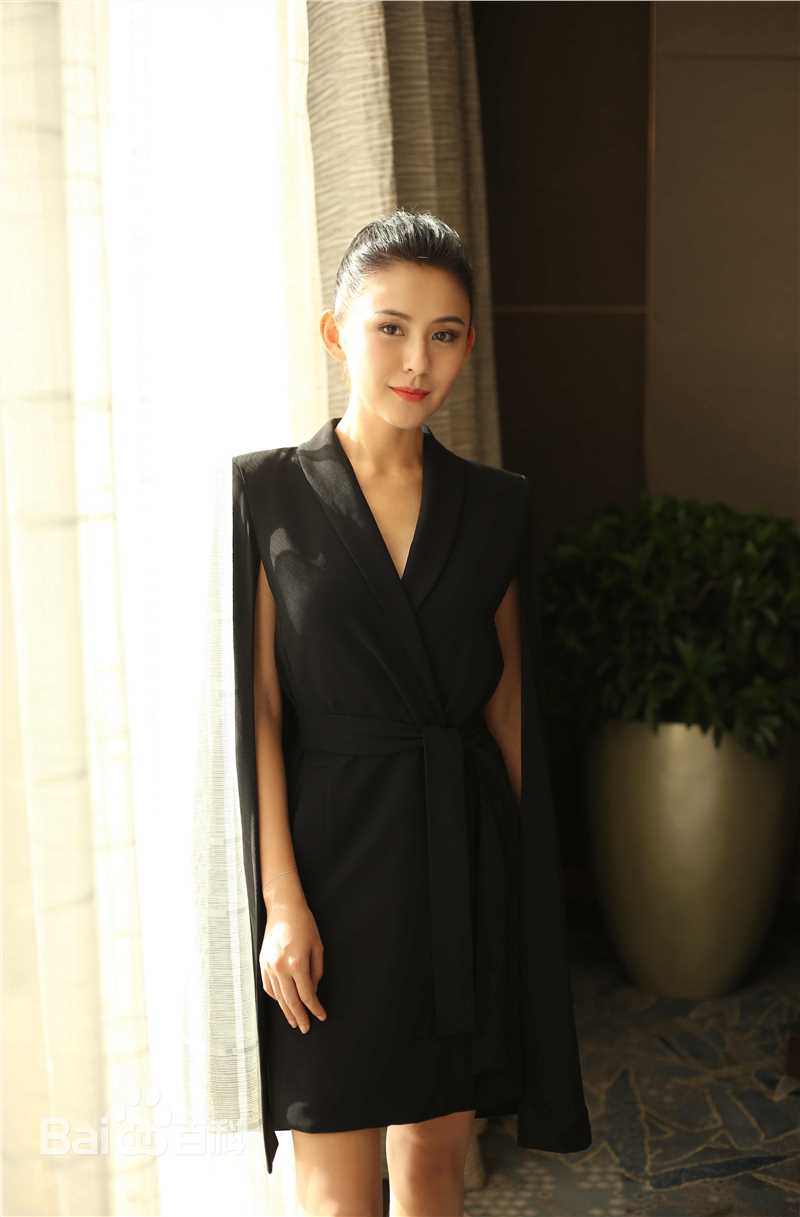 热依扎(Rayza)活动现场照素颜照相册