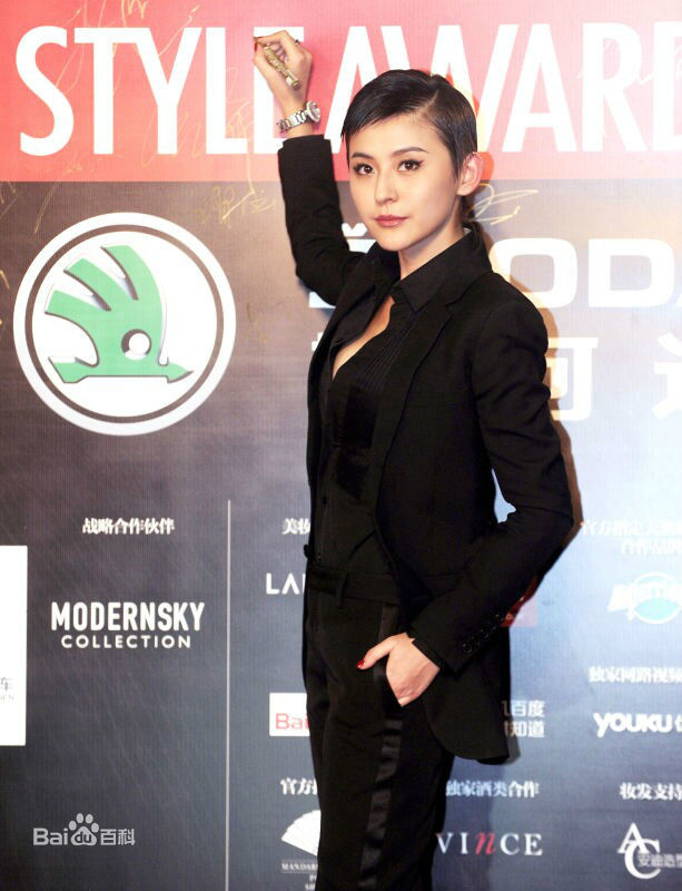 热依扎(Rayza)活动现场照素颜照相册