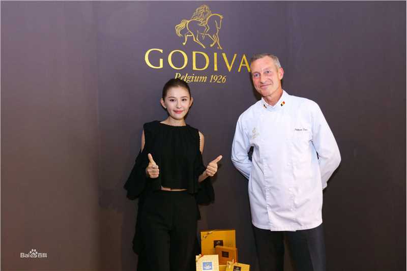 热依扎(Rayza)活动现场照素颜照相册