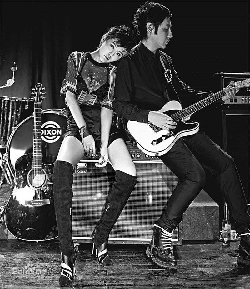 热依扎(Rayza)高清《杂志美图》图集