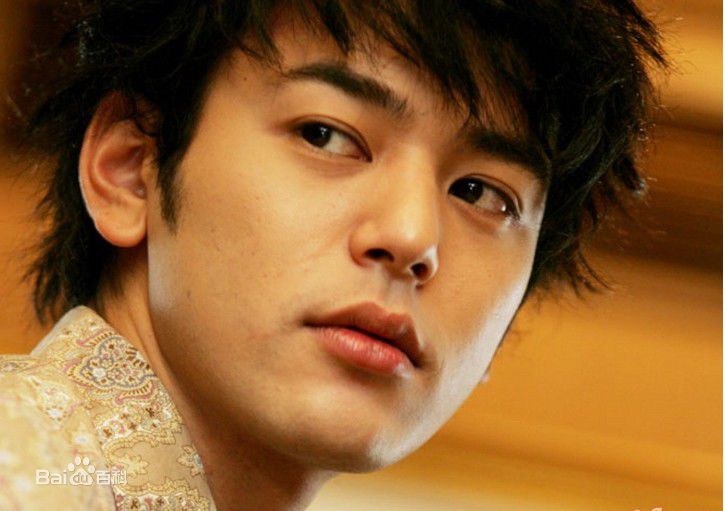 最新妻夫木聪(Tsumabuki Satoshi)性感图片