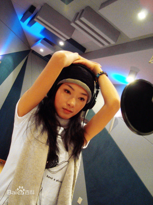 万茜(Wan Qian)生活照生活照相册