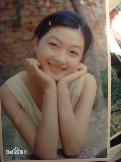 万茜(Wan Qian)小时候前后照片