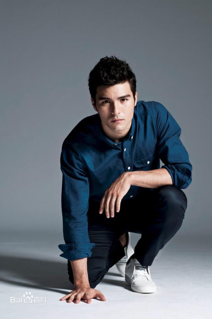 凤小岳(Rhydian Vaughan)精选图册