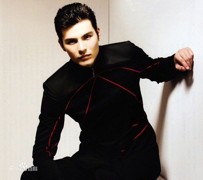 凤小岳(Rhydian Vaughan)精选图册