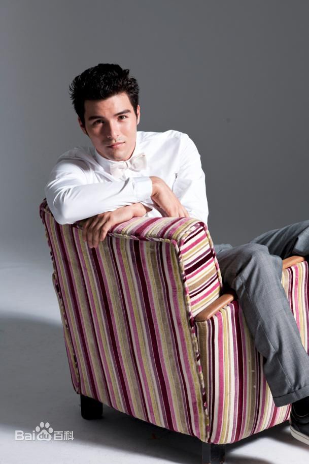 凤小岳(Rhydian Vaughan)精选图册