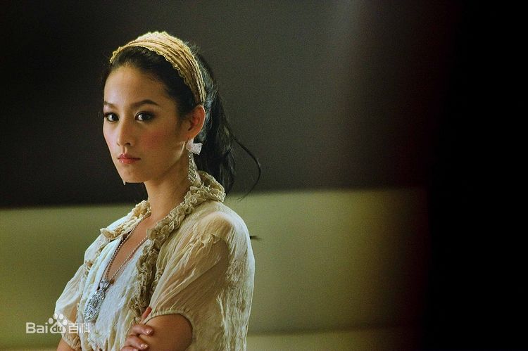 曾恺玹(Alice)广告照性感图片图集