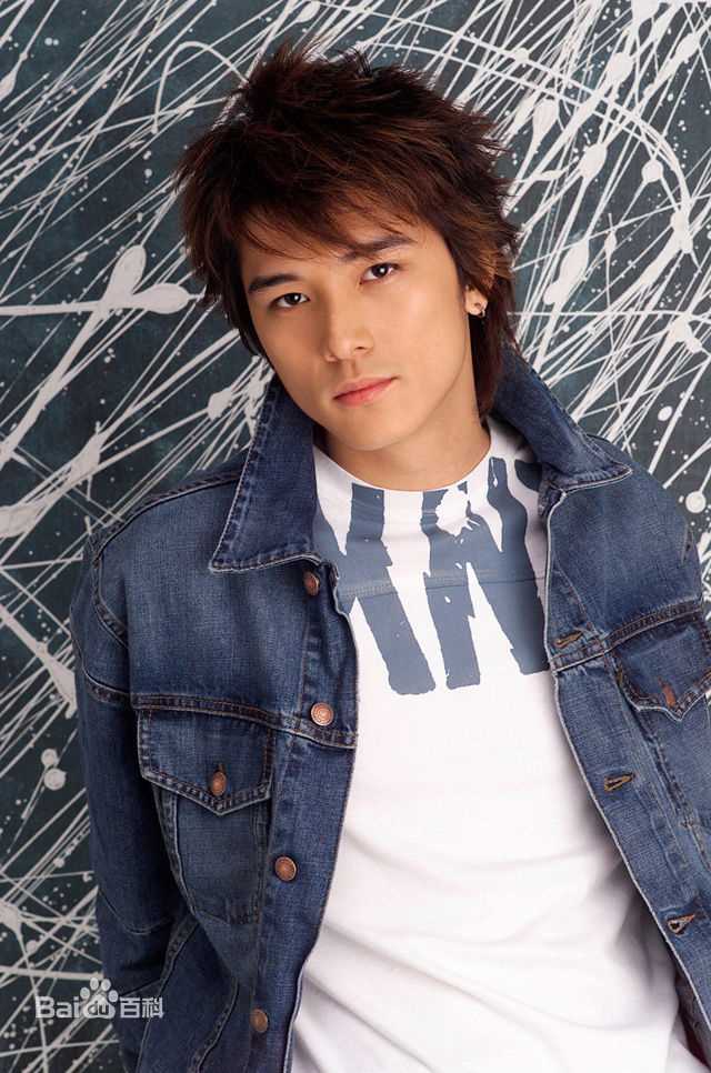 邱泽(Roy Chiu、ロイ·チウ)影视造型图片图册