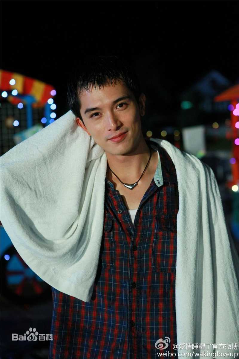 邱泽(Roy Chiu、ロイ·チウ)影视造型性感图片壁纸