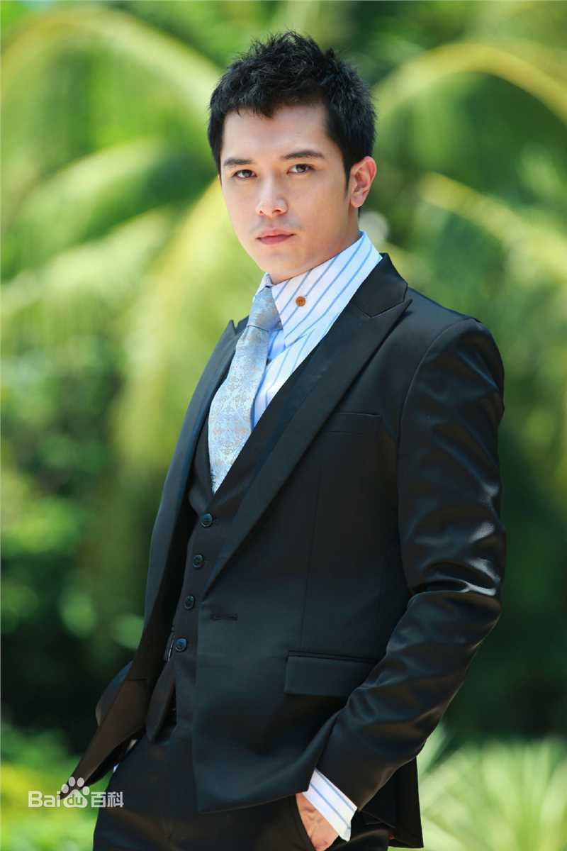 邱泽(Roy Chiu、ロイ·チウ)影视造型性感图片壁纸