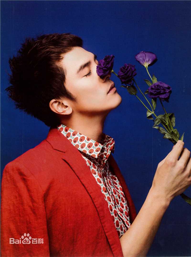 邱泽(Roy Chiu、ロイ·チウ)杂志