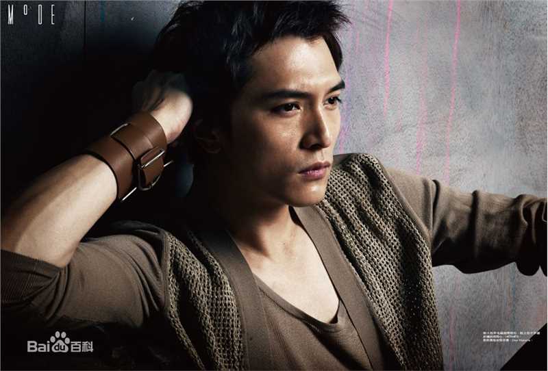 邱泽(Roy Chiu、ロイ·チウ)杂志