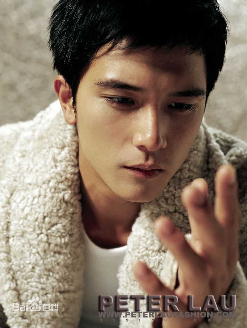 邱泽(Roy Chiu、ロイ·チウ)杂志