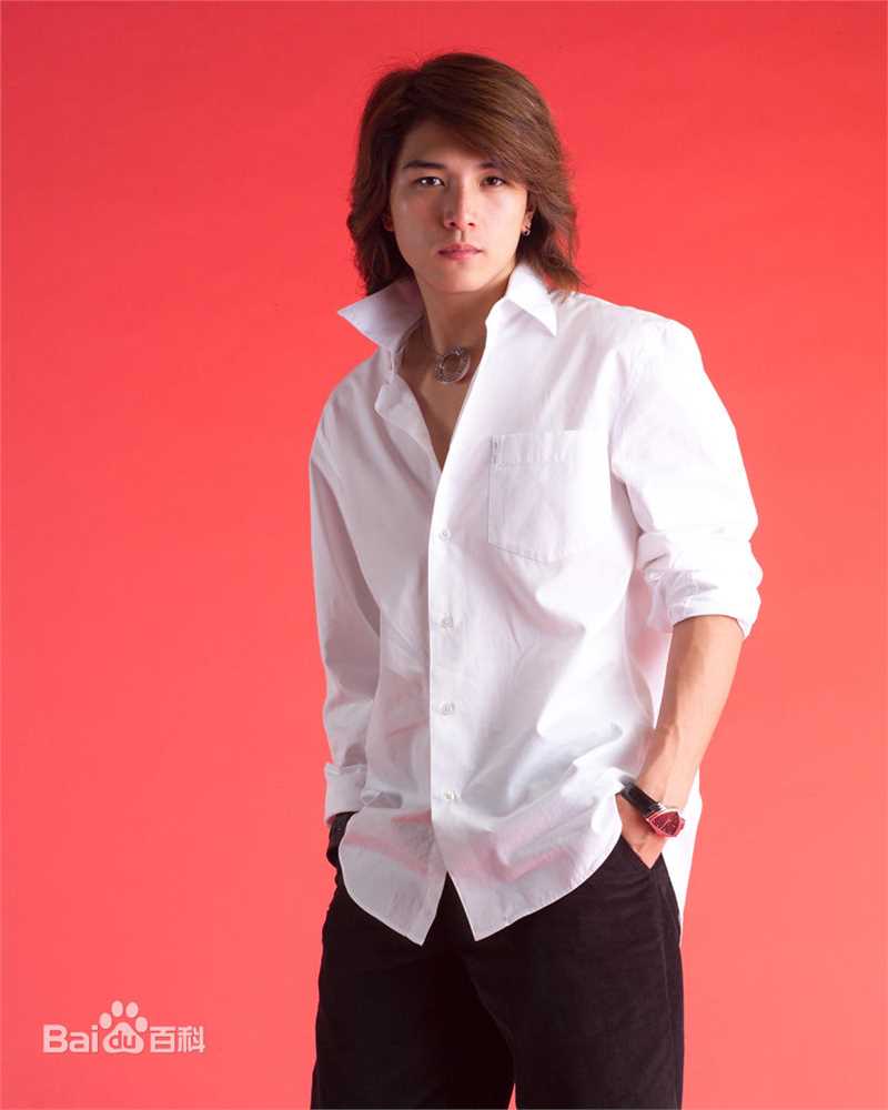 邱泽(Roy Chiu、ロイ·チウ)杂志