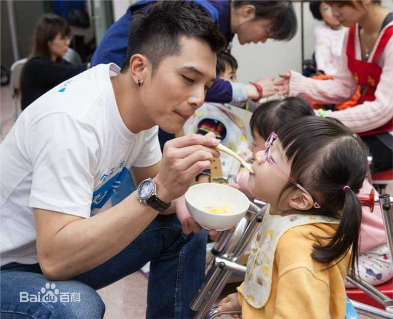 邱泽(Roy Chiu、ロイ·チウ)公益壁纸壁纸