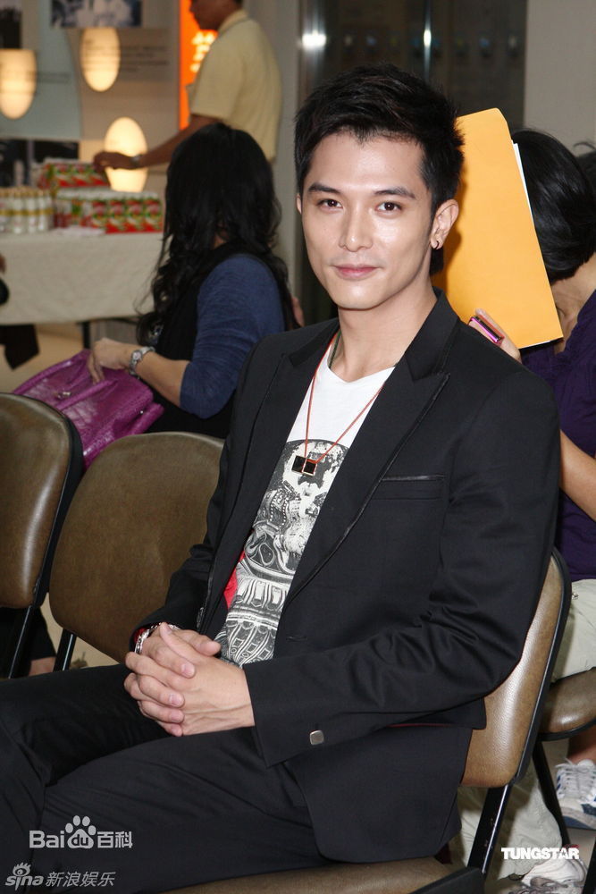 最全邱泽(Roy Chiu、ロイ·チウ)壁纸