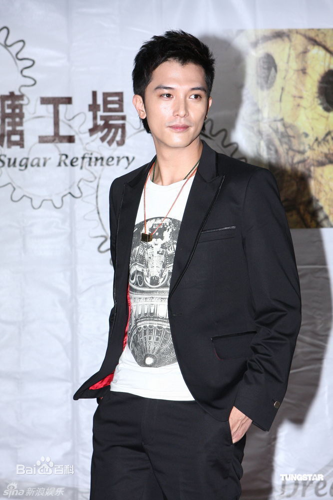 最全邱泽(Roy Chiu、ロイ·チウ)壁纸