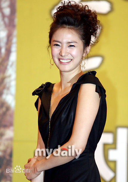 刘荷娜(/You HaNa)出席活动性感图片图集