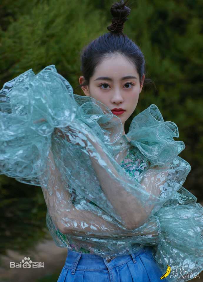 最新祝绪丹(Bambi)在《ChicBanana香蕉街拍》中的图集