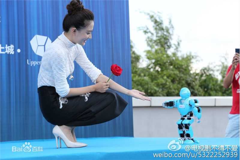 徐璐(LULU)在电视剧《不得不爱》中的