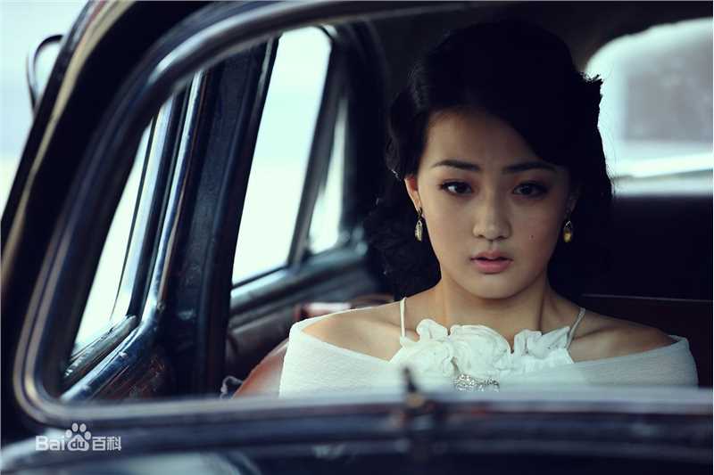 徐璐(LULU)《爱在春天》最优质剧照