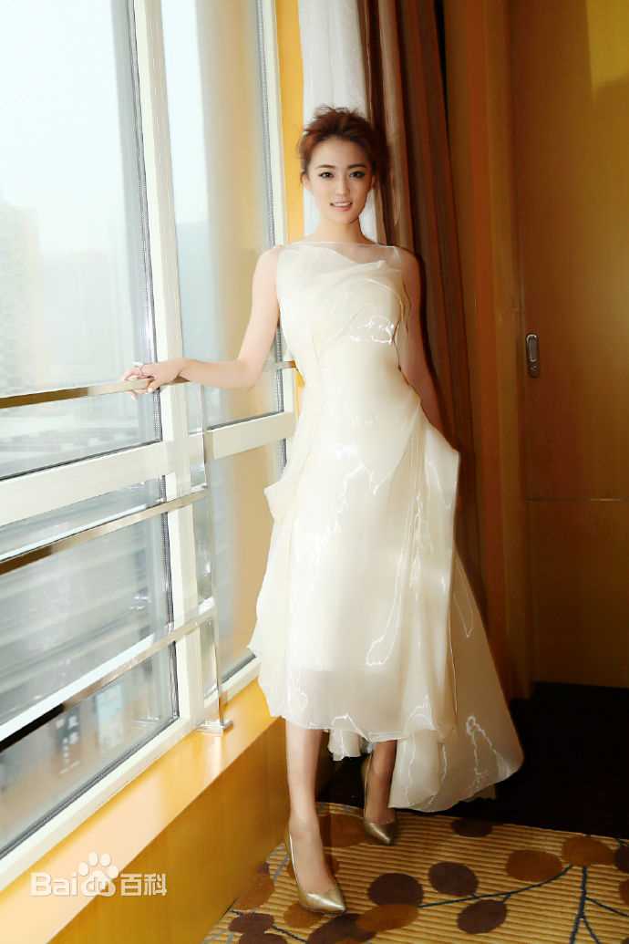 徐璐(LULU)第20届上海国际电影节图片图集