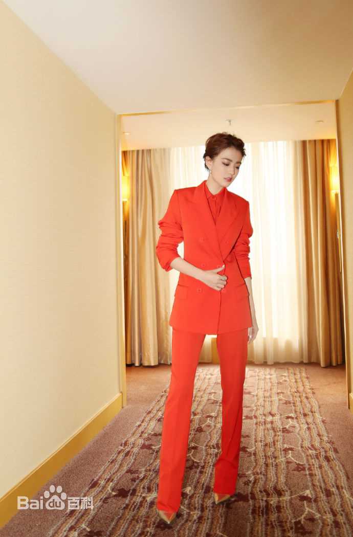 徐璐(LULU)第20届上海国际电影节图片图集