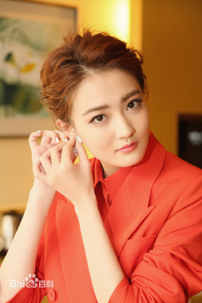 徐璐(LULU)第20届上海国际电影节图片图集