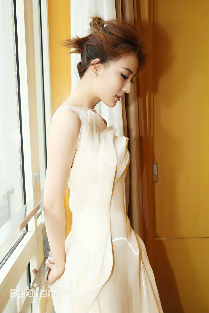 徐璐(LULU)第20届上海国际电影节图片图集