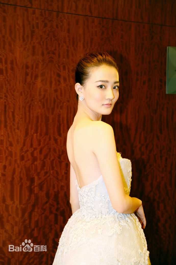 徐璐(LULU)第20届上海国际电影节图片图集