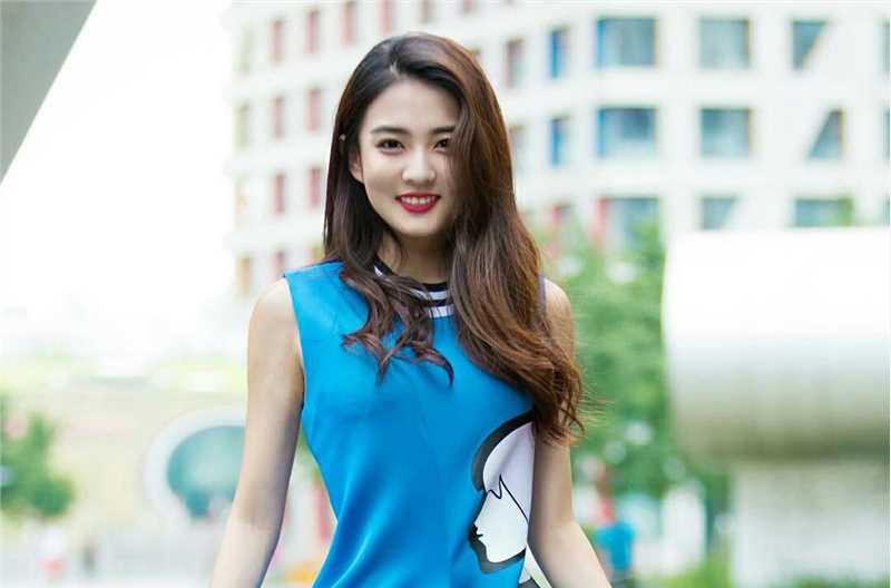 最新徐璐(LULU)壁纸