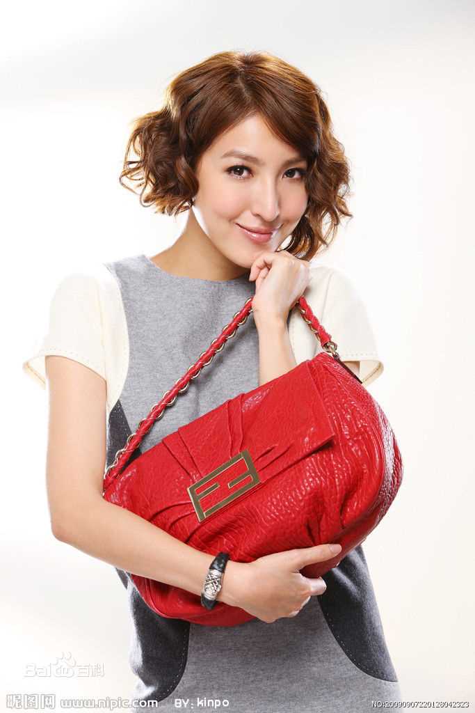 杨谨华(cheryl)生活照图册