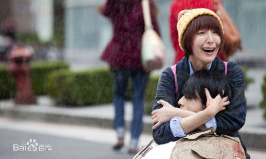 杨谨华(cheryl)生活照图册