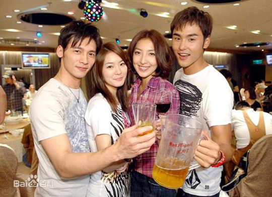 高清杨雅筑(Sylvia)在《败犬女王》中的图集