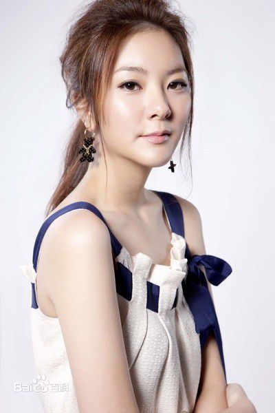 最全杨雅筑(Sylvia)素颜照