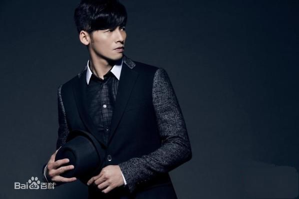 温升豪(James Wen)精选杂志硬照图册