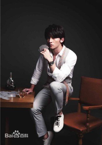 温升豪(James Wen)精选杂志硬照图册