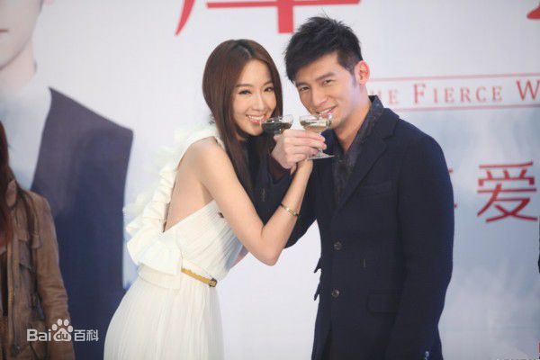 温升豪(James Wen)参加活动前后照片