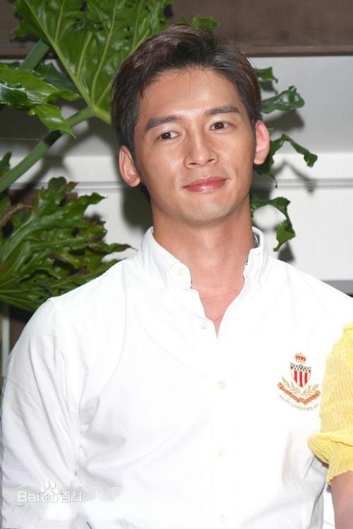 温升豪(James Wen)参加活动前后照片