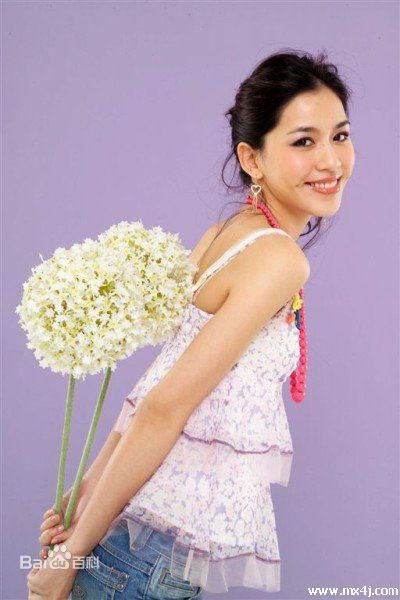 张毓晨图片性感图片壁纸