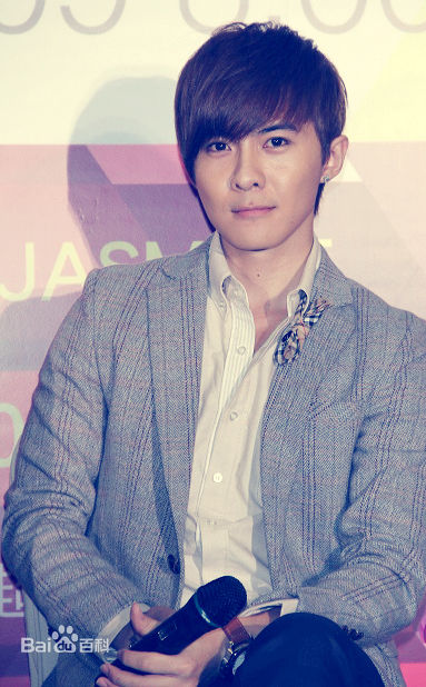 唐禹哲(Danson Tang (D .T))AsiaMusicConnection2012前后照片