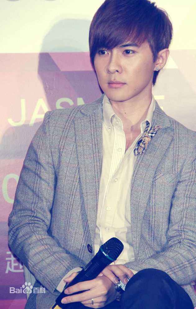 唐禹哲(Danson Tang (D .T))AsiaMusicConnection2012前后照片