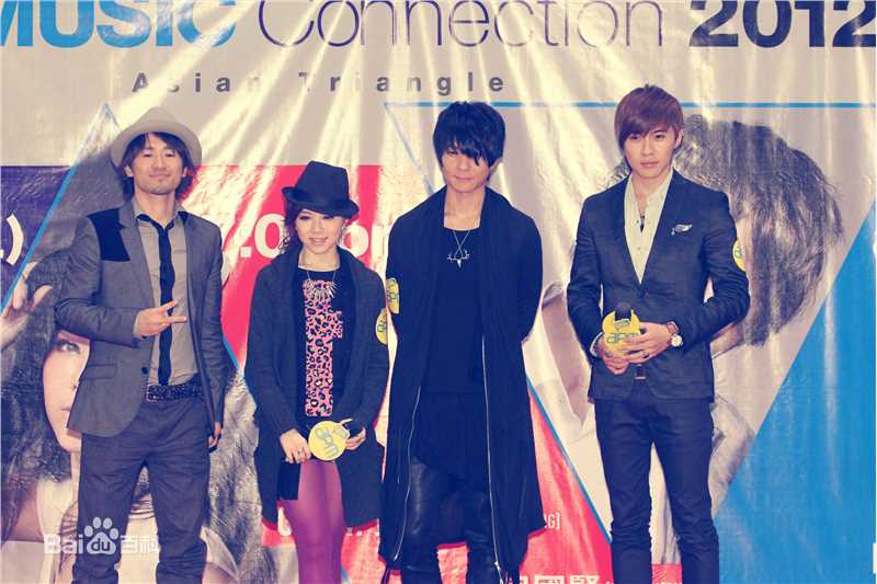 唐禹哲(Danson Tang (D .T))AsiaMusicConnection2012前后照片