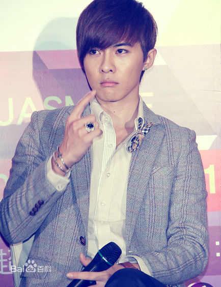 唐禹哲(Danson Tang (D .T))AsiaMusicConnection2012前后照片